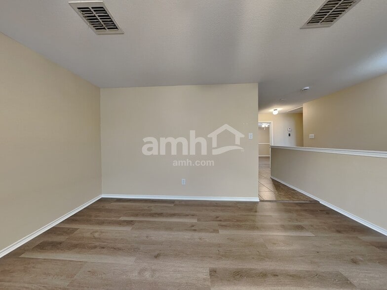 Building Photo - 13149 Cowper Dr