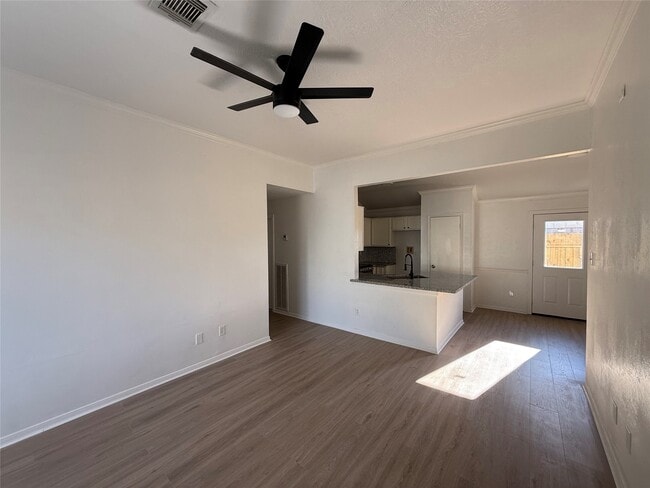 Building Photo - 4807 Maurita Dr