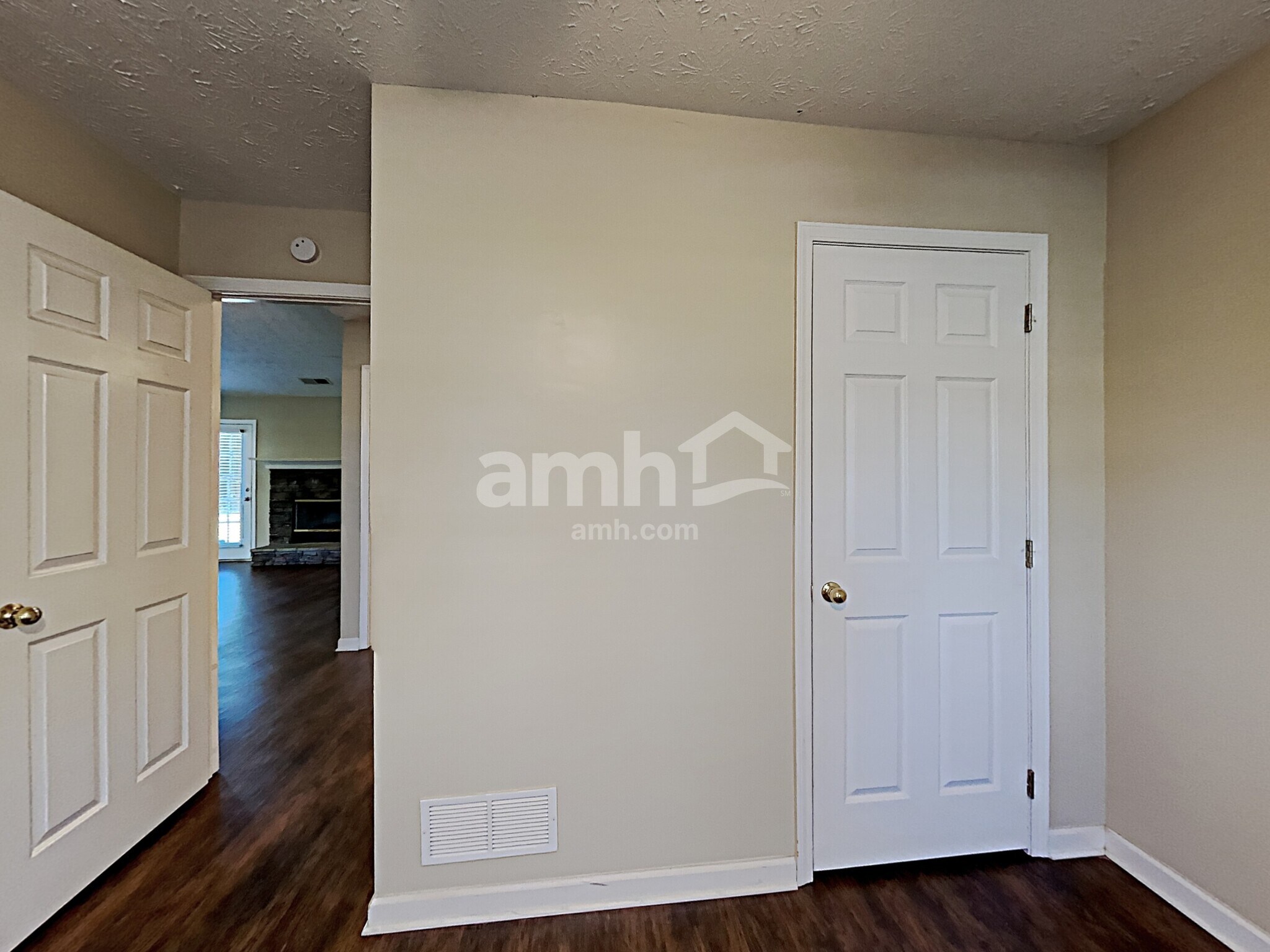 Building Photo - 4190 Eden Valley Dr