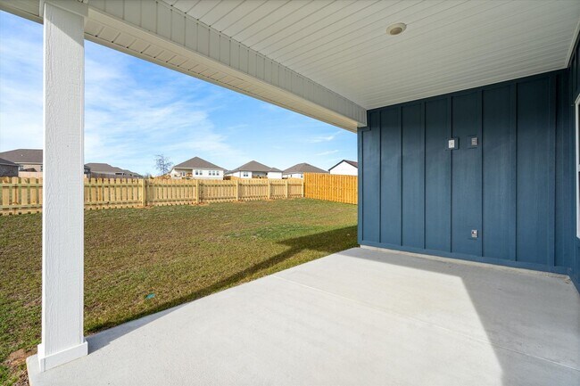 Building Photo - NEW CONSTRUCTION 4/2 IN FAIRHOPE FALLS