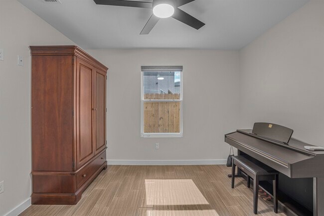 Building Photo - 9812 Caddo Lp