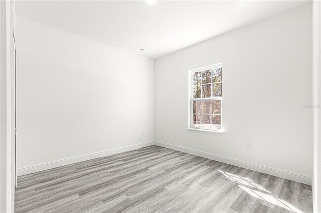 Building Photo - 15413 SW 65th Ter Rd