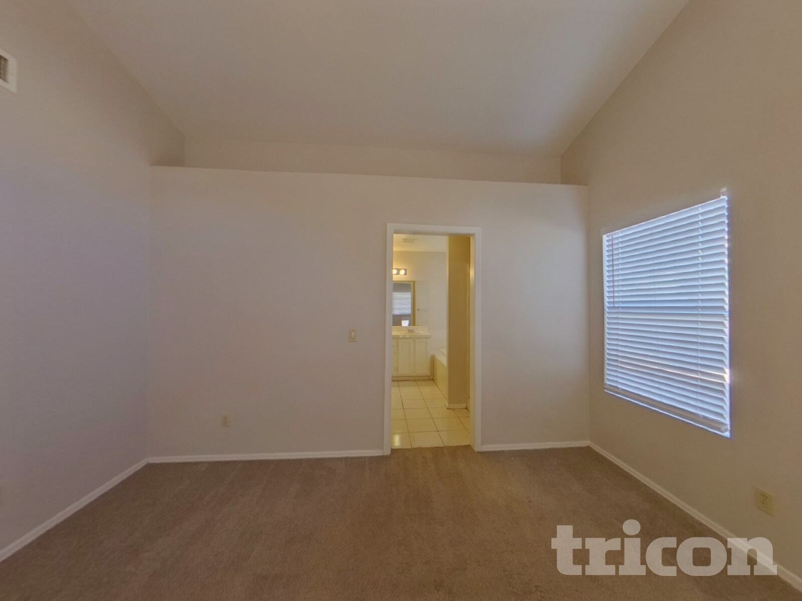 Building Photo - 1938 E Wagoner Rd