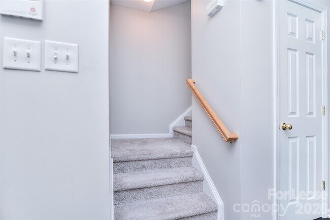 Building Photo - 11315 Dundarrach Ln