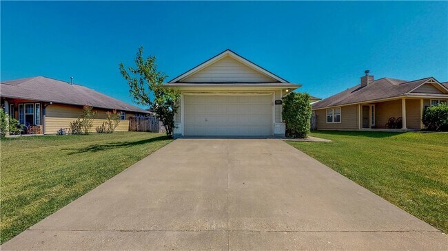 Building Photo - 1000 Windmeadows Dr