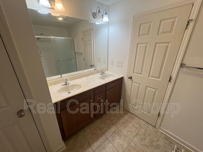 Building Photo - 28 Whitaker Dr