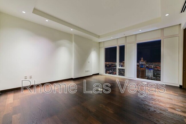 Building Photo - 3750 Las Vegas Blvd S