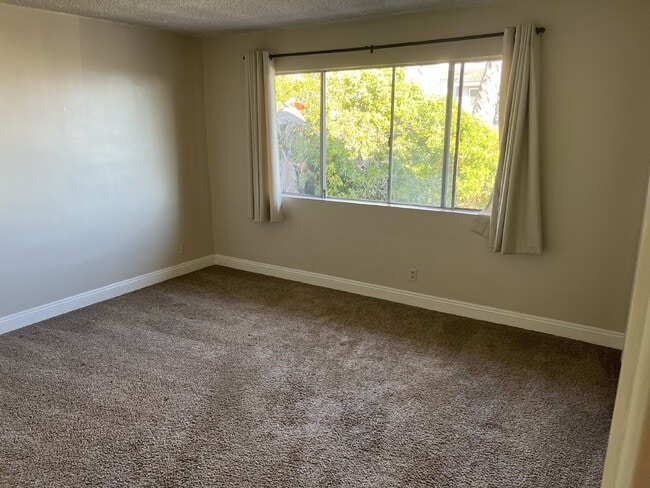 Building Photo - 33951 Mariana Dr