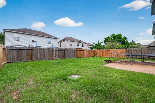 Building Photo - 15430 Elm Leaf Pl