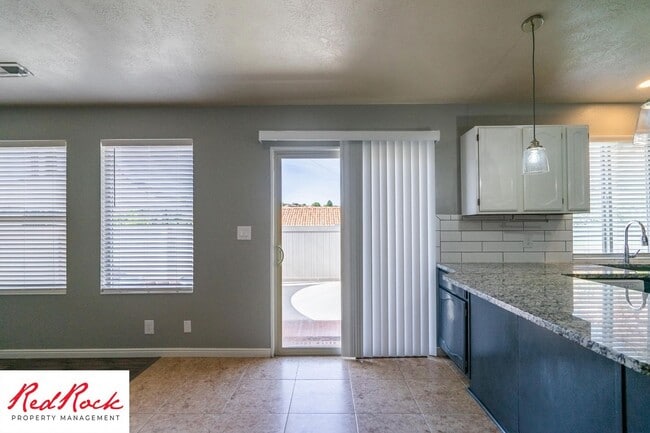 Building Photo - 3 Bedroom Home with Red Rock Views and Community Pool