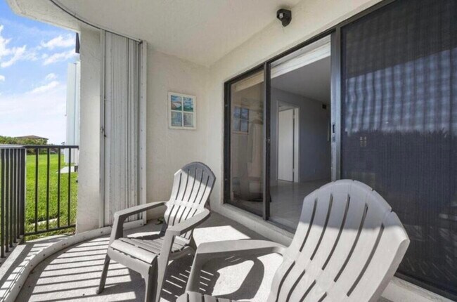 Building Photo - 9400 S Ocean Dr