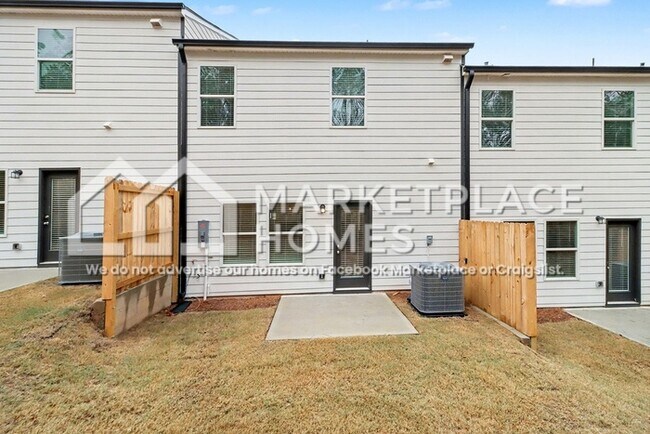 Building Photo - 2103 Avalon Rdg