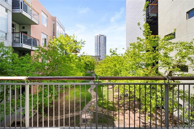 Building Photo - 1401 Delgany St