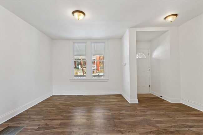 Building Photo - Coming Soon - Spacious 4 Bedroom, 2 Bath H...
