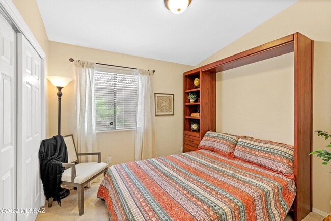 Building Photo - 4906 N Sabino Gulch Ct