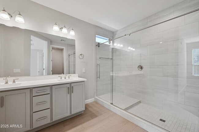 Building Photo - 1825 E Saguaro Park Ln