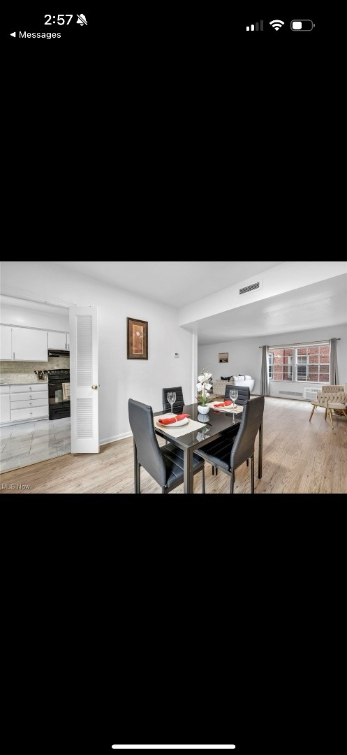 Building Photo - 15825 Van Aken Blvd
