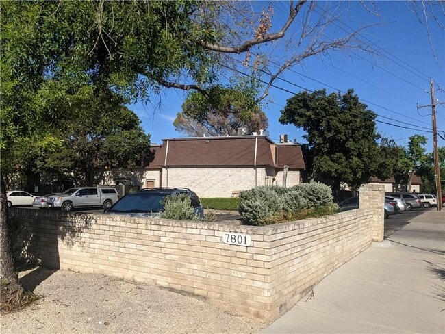 Primary Photo - 7801 Shoal Creek Blvd