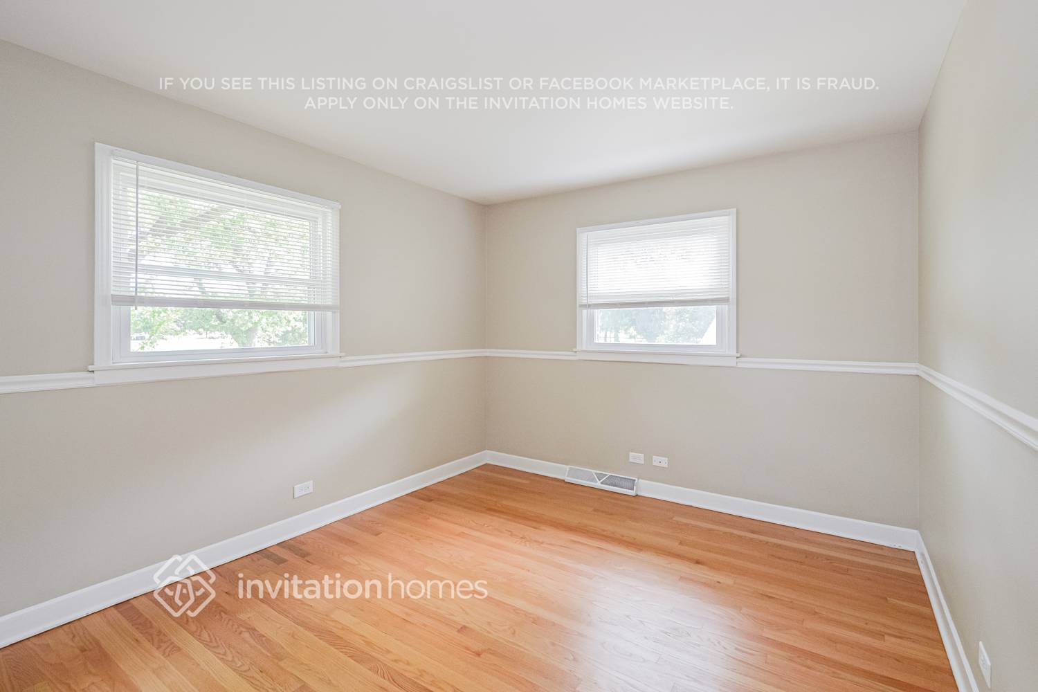 Building Photo - 418 S Kennicott Ave