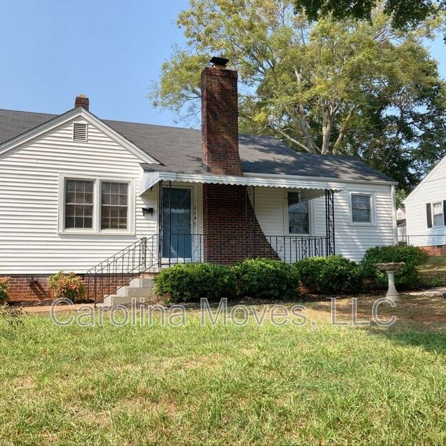 Primary Photo - 114 Lenore Ave