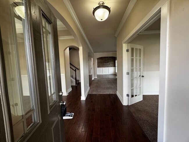 Building Photo - Home in Tech Corridor/Research Park with FENCED YARD and BONUS ROOMS