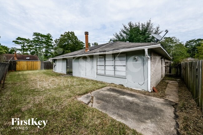 Building Photo - 22219 Oakhill Gate Dr