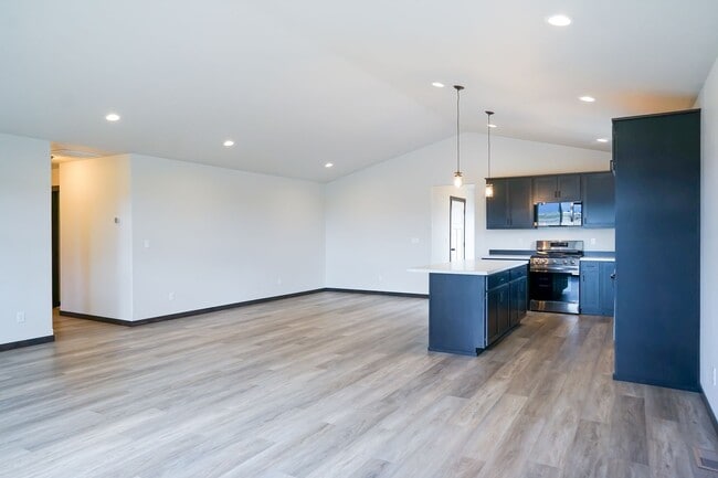 Building Photo - Newly built home with 3 car garage