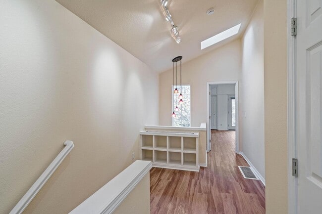 Building Photo - Unique 2-bdrm/2.5-bath duplex w/ A/C—Priva...