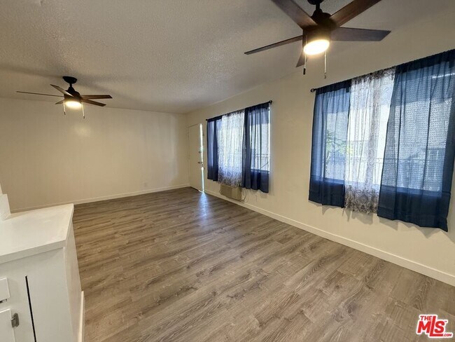 Building Photo - 5811 Harold Way