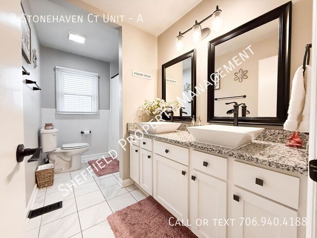 Building Photo - 3 Stonehaven Ct