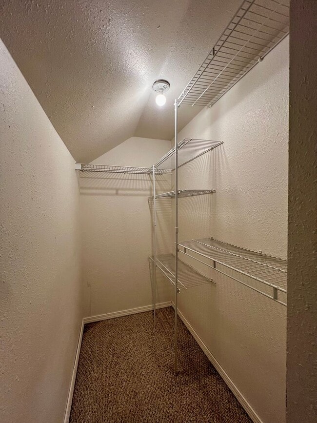 Building Photo - 261 Wilcox Rd