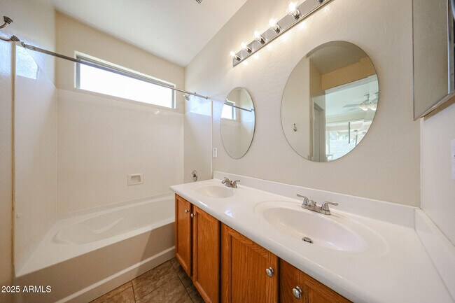 Building Photo - 43337 N Heavenly Way