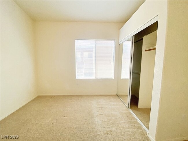 Building Photo - 3481 Desert Cliff St