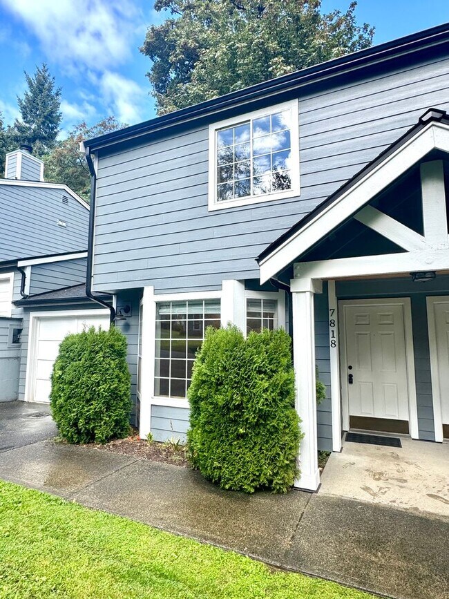 Building Photo - Prime Gig Harbor Location – Modern 2-Bedroom, 2-Bath Townhouse for Rent