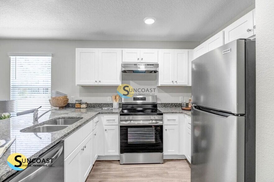 Building Photo - 11486 Oakfield Ct