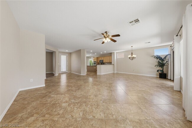 Building Photo - 2148 Shadow Canyon Dr