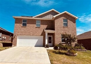 Building Photo - 5400 Northfield Dr