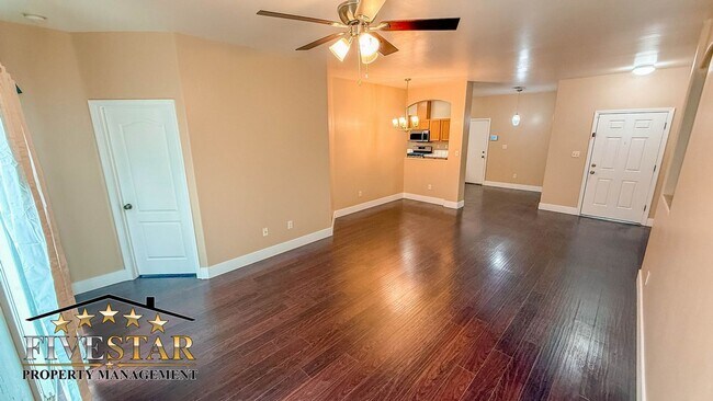 Building Photo - 1733 Pyxis St