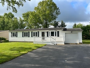 Building Photo - 114 Morningside Rd