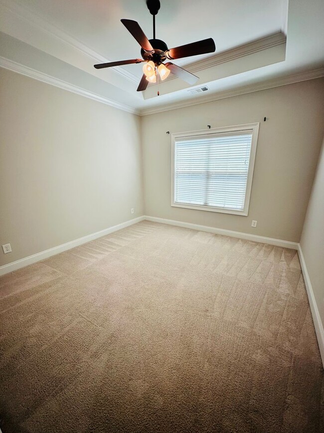 Building Photo - 202 Landings Pointe Ln