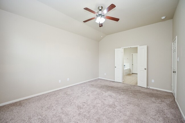 Building Photo - 6942 Hamilton Falls Ln