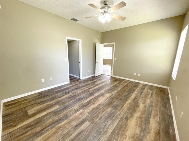 Building Photo - 12751 Woodbury Oaks Dr