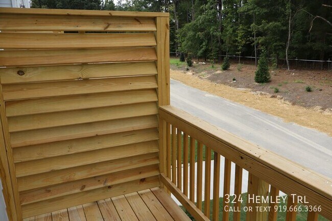 Building Photo - 324 Hemley Trl