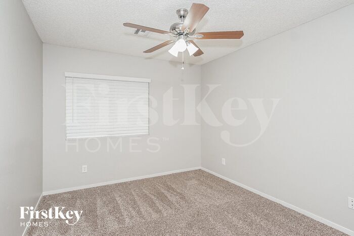 Building Photo - 261 Mattino Way