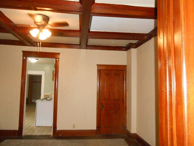 Building Photo - 229 N 2nd St