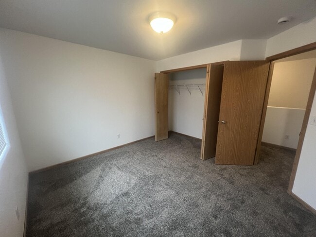 Building Photo - 3322 8th St W