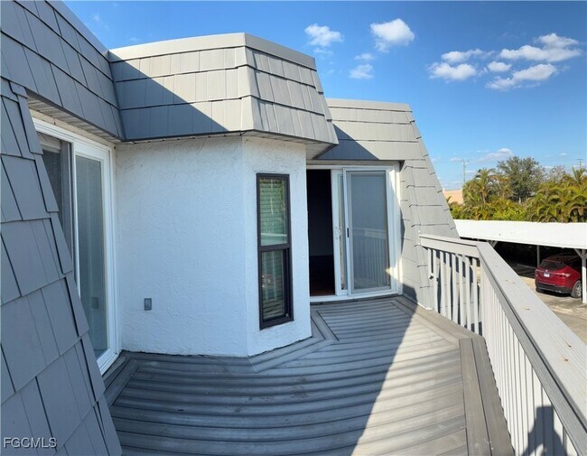 Building Photo - 16021 Amberwood Lake Ct