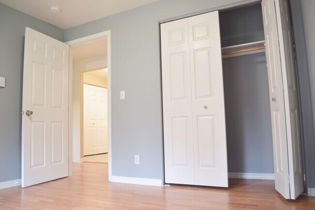 Building Photo - Osage St- OS