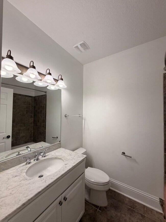 Building Photo - Luxury Windermere Home | 5 Bed 4.5 Bath La...