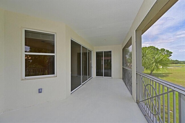 Building Photo - 9435 Discovery Terrace